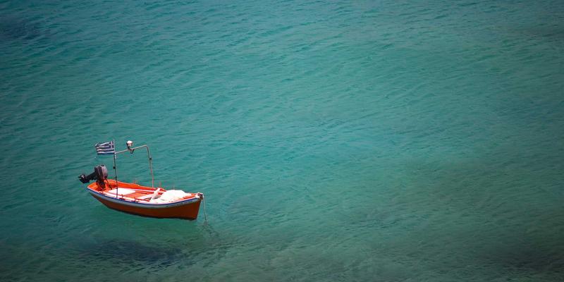 构建高效无人机通信中继网络：关键技术、系统集成与部署策略